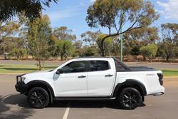 2022 Isuzu D-MAX X-TERRAIN