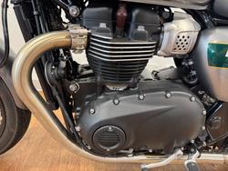 2021 Triumph BONNEVILLE T100 GREEN