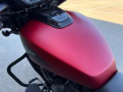 2025 Indian CHIEFTAIN DARK HORSE BLACK METALLIC