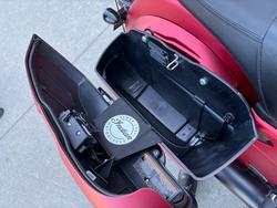 2025 Indian CHIEFTAIN DARK HORSE BLACK METALLIC