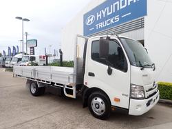 2023 HINO DUTRO 300