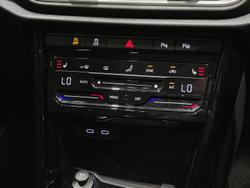 2023 Volkswagen T-Roc R D11 MY23 Four Wheel Drive Pure White