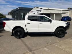 2020 Nissan Navara SL