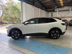 2025 Volkswagen ID.4 Pro