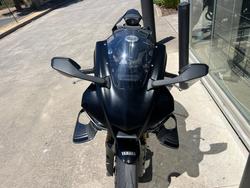 2025 Yamaha YZF-R1 BLACK