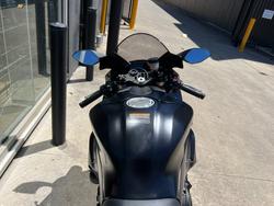 2025 Yamaha YZF-R1 BLACK