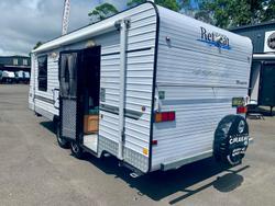 2012 Retreat Macquarie