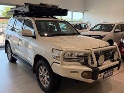 2016 Toyota LANDCRUISER LC200 4.5L T/D A/T VX 7 Seat (Beige Trim)