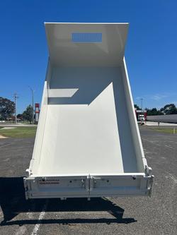 2025 Hino 300 Series 617 Tipper Tipper Pro