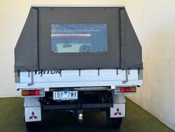 2013 Mitsubishi Triton GL