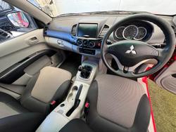 2013 Mitsubishi Triton GL