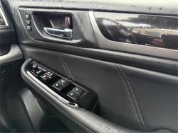 2017 SUBARU OUTBACK 2.5i PREMIUM AWD