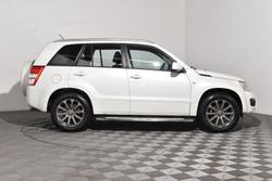 2015 Suzuki Grand Vitara Navigator