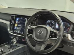2020 Volvo S60 T5 Momentum