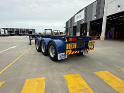 2026 CIMC 40' Skeletal With 3 Way Twist Locks A-Double Compliant