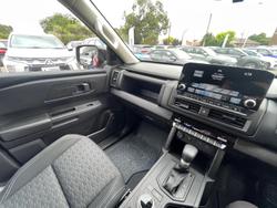 2024 Mitsubishi Triton GLX-R