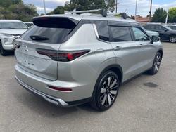 2025 Mitsubishi Outlander Aspire