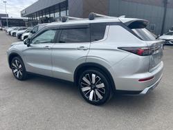 2025 Mitsubishi Outlander Aspire