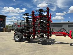 0 SERAFIN ECOSOW SINGLE DISC NARROWFOLD SEEDER WITH BALDAN UNITS USED RED