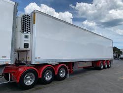 2013 Maxitrans St3 34 Pallet -30 Reefer B Double Double Stacker