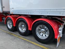 2013 Maxitrans St3 34 Pallet -30 Reefer B Double Double Stacker