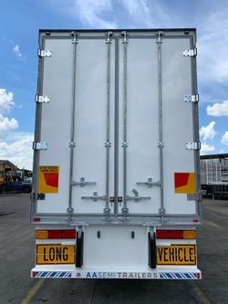 2013 Maxitrans St3 34 Pallet -30 Reefer B Double Double Stacker