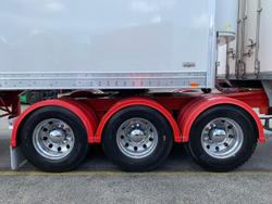 2013 Maxitrans St3 34 Pallet -30 Reefer B Double Double Stacker