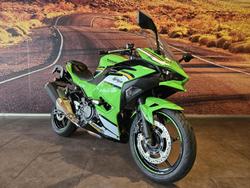 2025 Kawasaki Ninja 500 SE KRT Edition (EX500J) Ninja Green