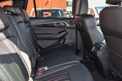 2025 Isuzu MU-X X-TERRAIN