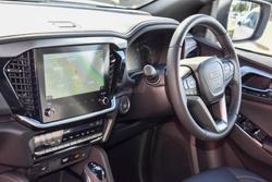 2025 Isuzu MU-X X-TERRAIN