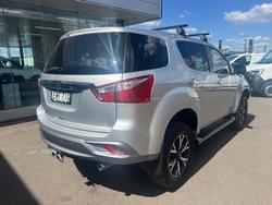 2021 Isuzu MU-X LS-U