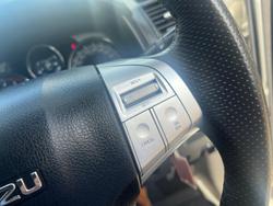 2021 Isuzu MU-X LS-U