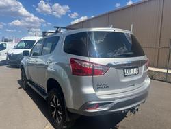 2021 Isuzu MU-X LS-U