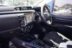 2021 Toyota Hilux SR