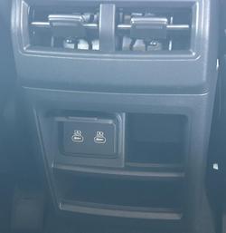 2025 KGM Torres Hybrid K40