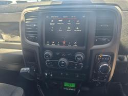 2022 RAM 1500 Express RamBox DS MY22 4X4 Dual Range Bright White