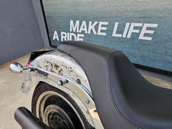 2011 HARLEY-DAVIDSON FLSTF FAT BOY Silver