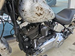 2011 HARLEY-DAVIDSON FLSTF FAT BOY Silver