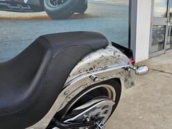 2011 HARLEY-DAVIDSON FLSTF FAT BOY Silver