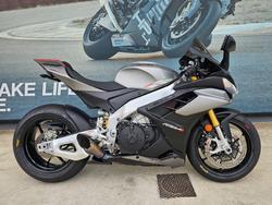 Aprilia RSV4 RR