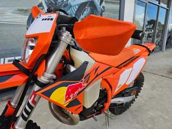2025 Ktm 300 EXC CHAMPIONS EDITION Orange