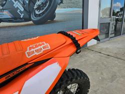 2025 Ktm 300 EXC CHAMPIONS EDITION Orange