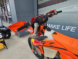 2025 Ktm 300 EXC CHAMPIONS EDITION Orange