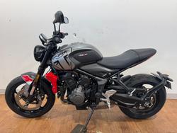 2022 Triumph TRIDENT 660 SILVER