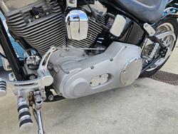 2006 HARLEY-DAVIDSON FXSTI SOFTAIL Black