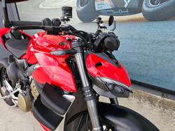 2021 DUCATI STREETFIGHTER V4 Red