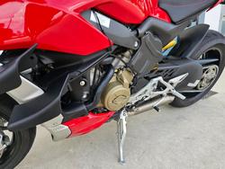 2021 DUCATI STREETFIGHTER V4 Red