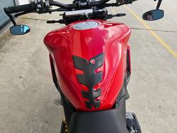 2022 DUCATI STREETFIGHTER V2 Red