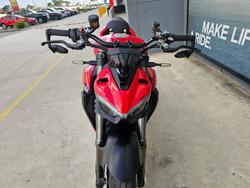 2022 DUCATI STREETFIGHTER V2 Red