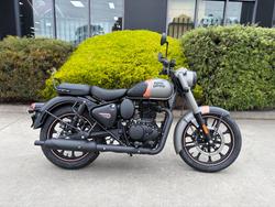 Royal Enfield Classic 350 Dark